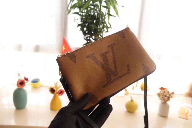 LV Clutch Bags